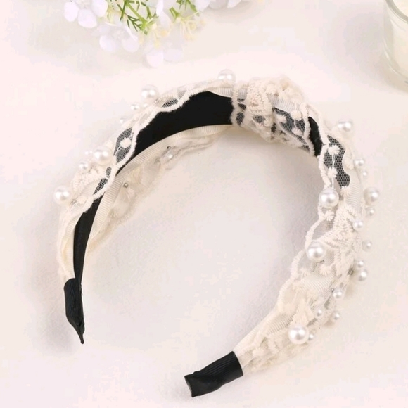 Women's headbands embroidered bohemian style with pearls - Picture 3 of 3